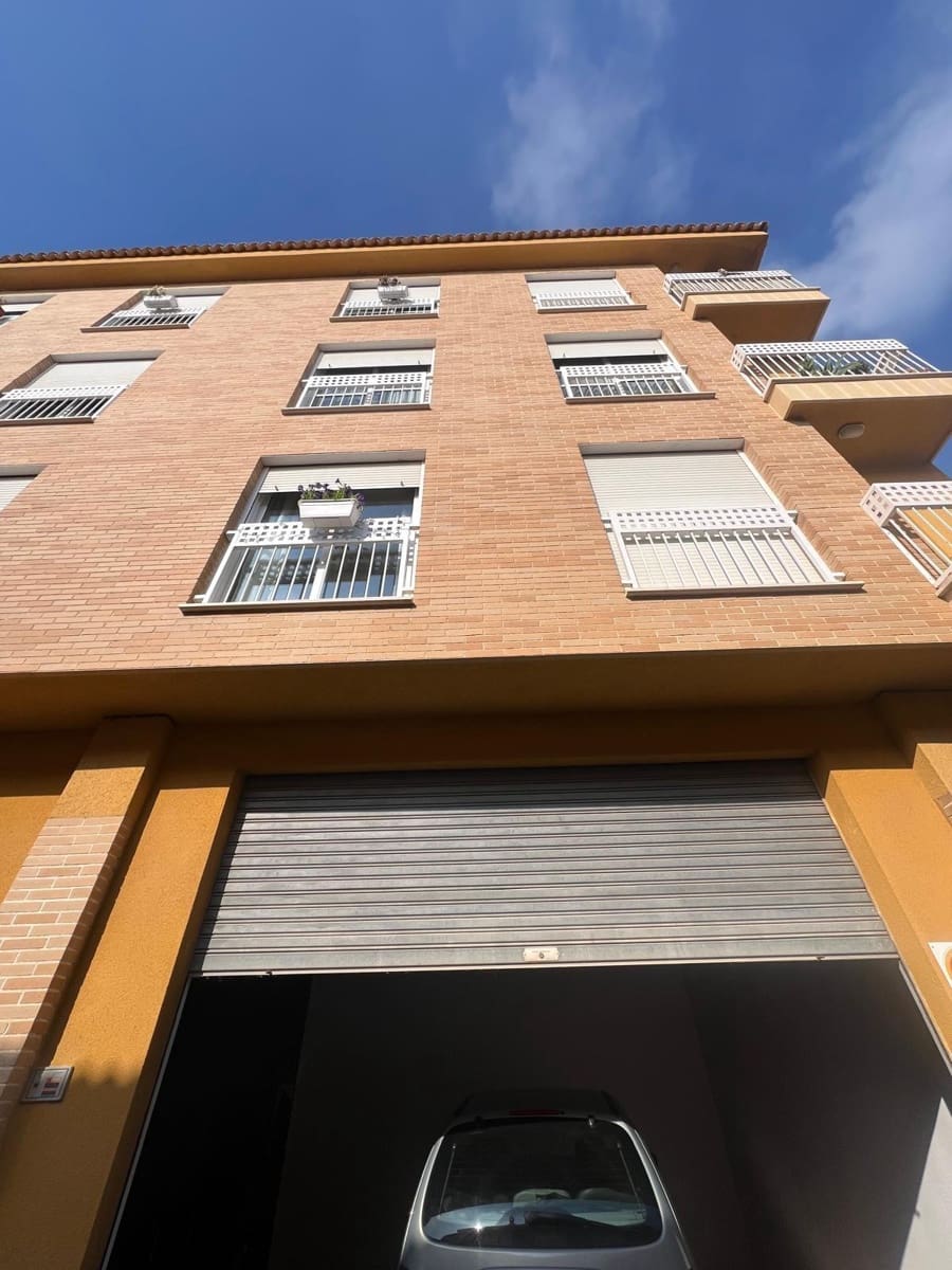 5 bedroom Apartment for sale in Murcia city with garage - € 189,000 (Ref: 9825504)