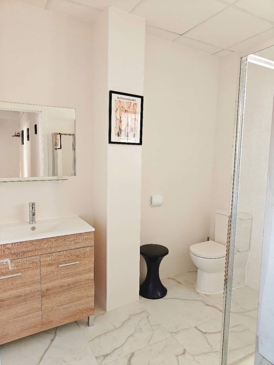5 bedroom Apartment for sale in Murcia city - € 175,000 (Ref: 9825505)