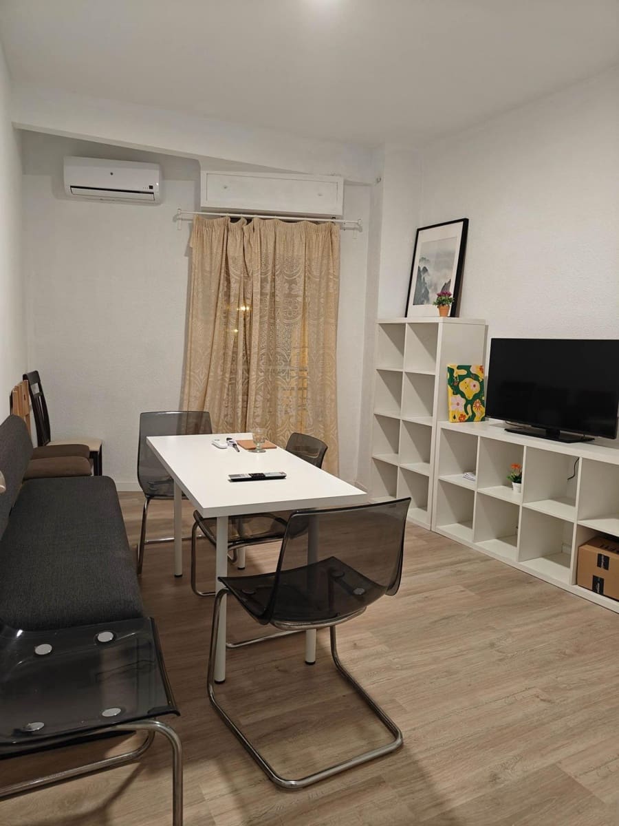 5 bedroom Apartment for sale in Murcia city - € 175,000 (Ref: 9825505)