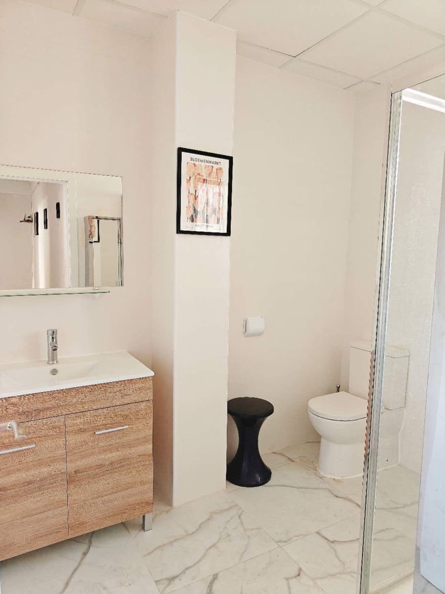 5 bedroom Apartment for sale in Murcia city - € 175,000 (Ref: 9825505)