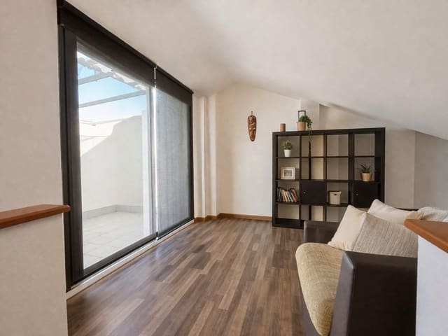 5 bedroom Apartment for sale in Algezares, Murcia city with garage - € 279,000 (Ref: 9829379)