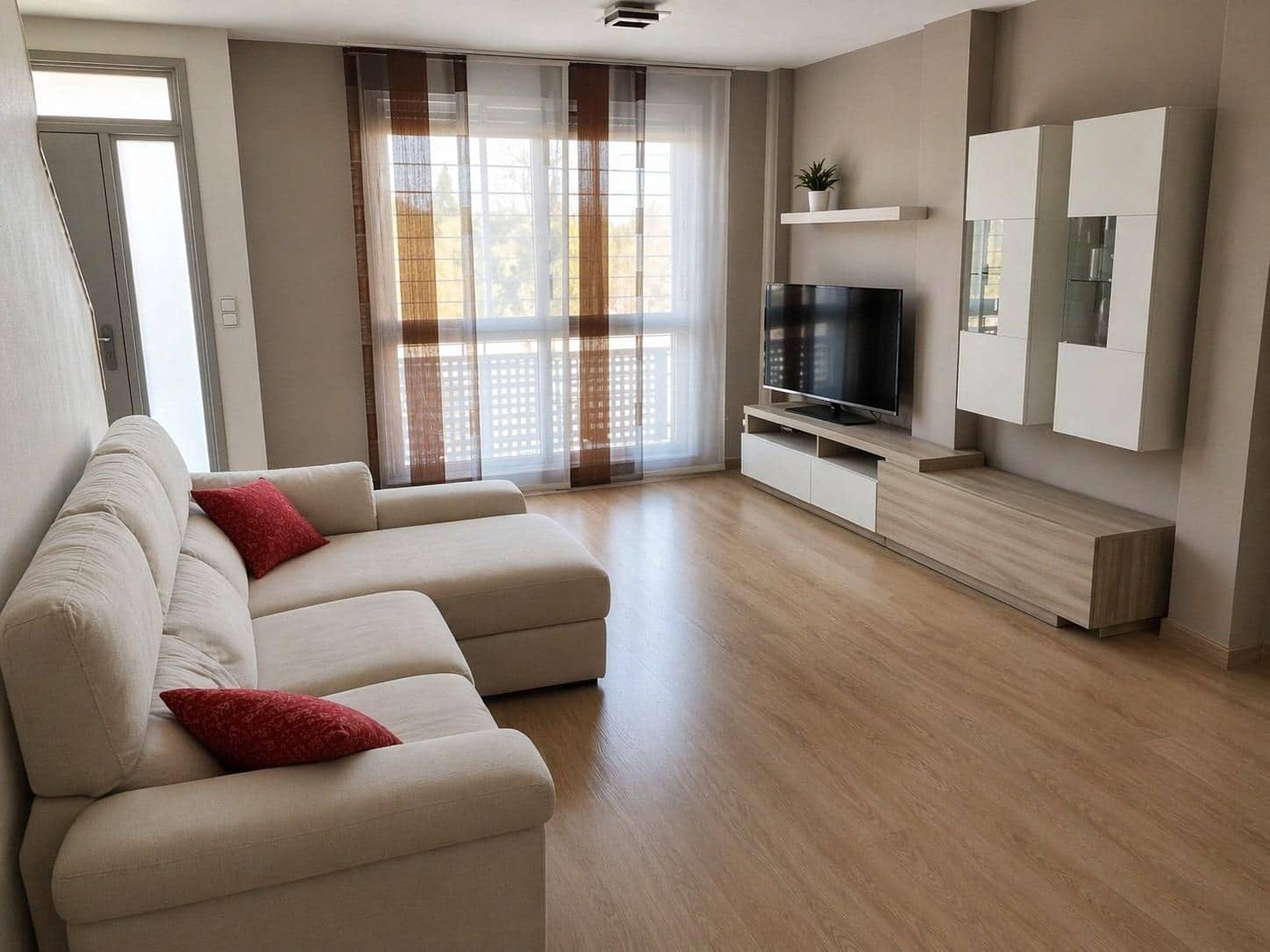 5 bedroom Apartment for sale in Algezares with garage - € 279,000 (Ref: 9829379)