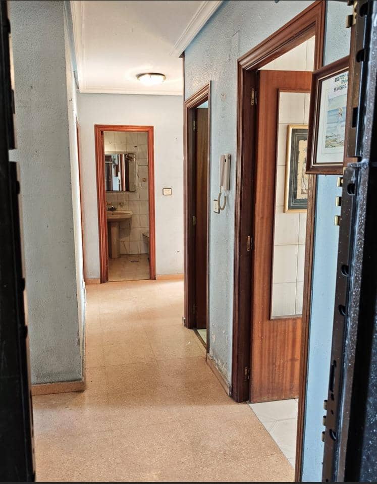 3 bedroom Flat for sale in Murcia city with garage - € 160,000 (Ref: 9846654)