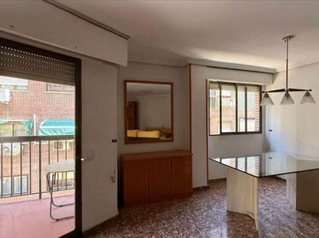 4 soveværelse Lejlighed til salg i El Carmen, Murcia by - € 168.000 (Ref: 9882105)