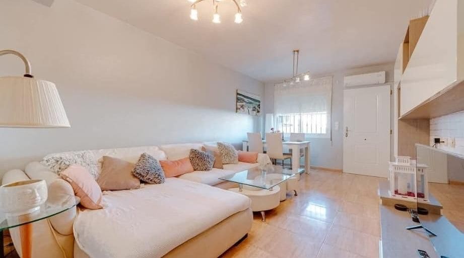 2 bedroom Townhouse for sale in San Javier with pool garage - € 156,000 (Ref: 9509736)