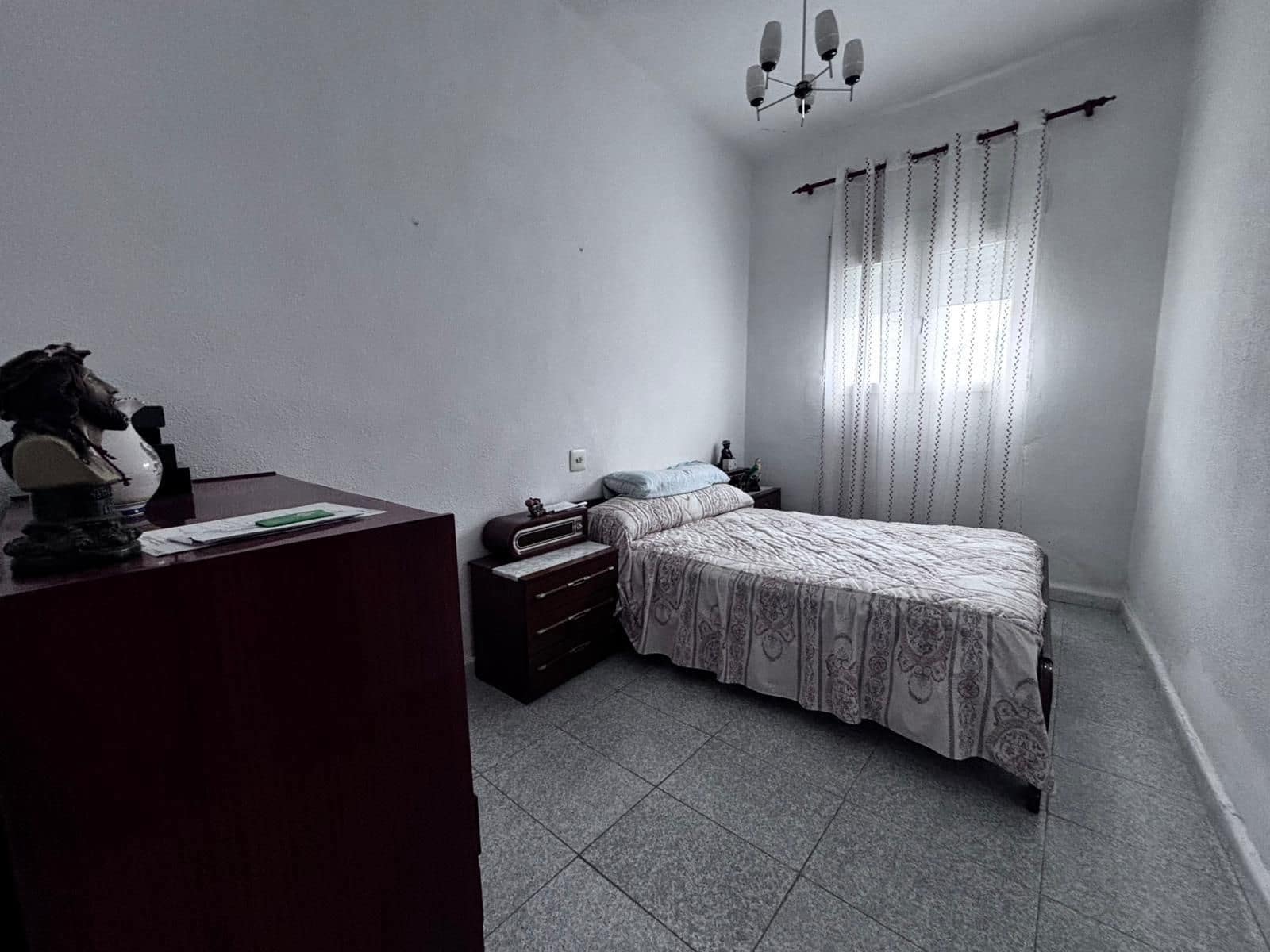 Casa de 4 habitaciones en San Miguel de Salinas en venta - 210.000 € (Ref: 9509740)