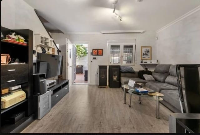 3 sypialnia Dom blizniak na sprzedaż w Aguas Nuevas, Torrevieja z basenem garażem - 235 000 € (Ref: 9509741)