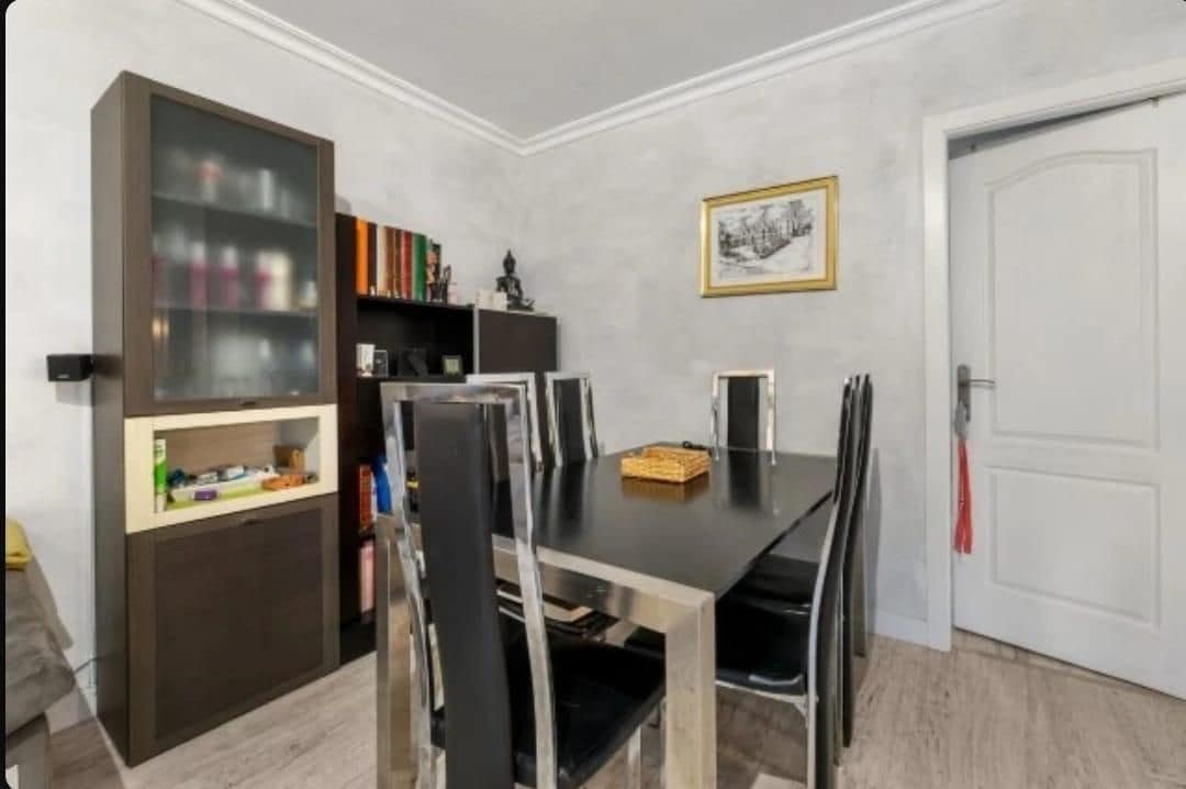 3 sypialnia Dom blizniak na sprzedaż w Torrevieja z basenem garażem - 235 000 € (Ref: 9509741)