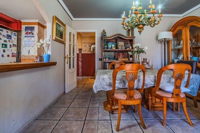 Piso de 3 habitaciones en Dehesa de Campoamor, Orihuela en venta - 215.000 € (Ref: 9509742)