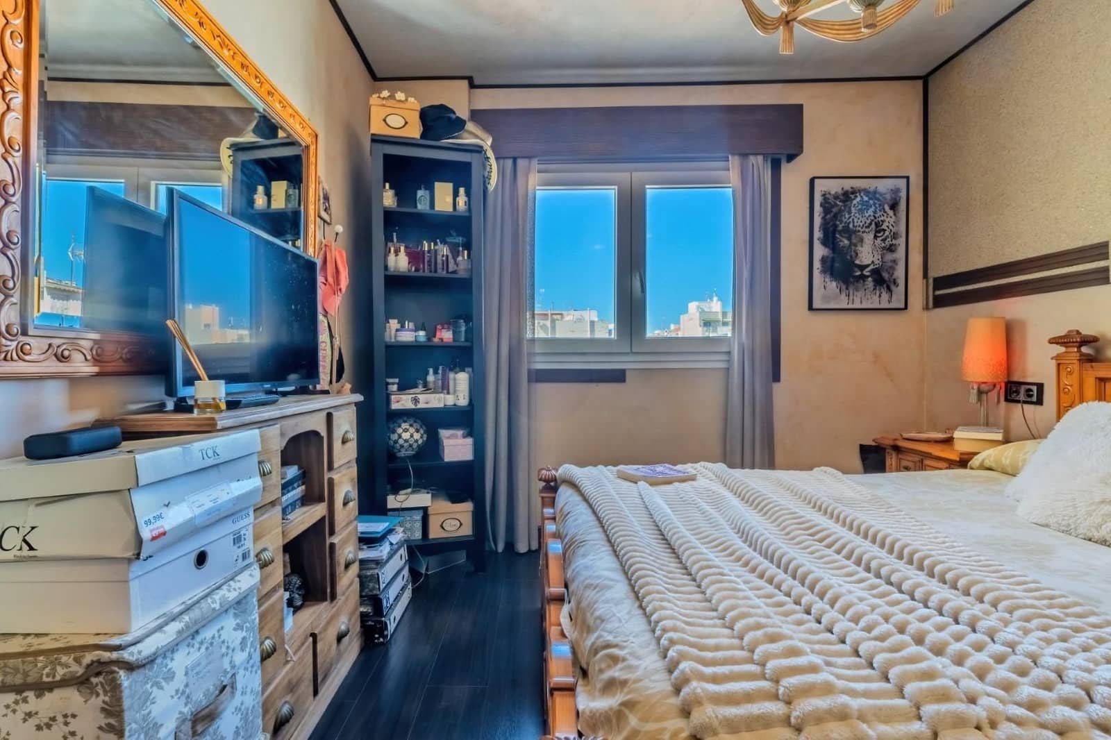 Piso de 3 habitaciones en Orihuela en venta - 215.000 € (Ref: 9509742)