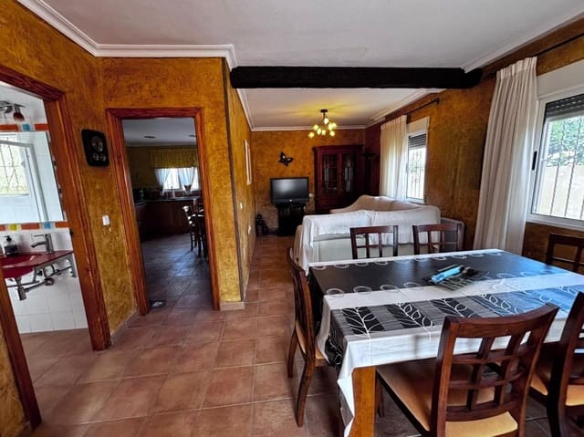 2 soverom Hus til salgs i El Chaparral, Torrevieja med svømmebasseng garasje - € 250 000 (Ref: 9509745)