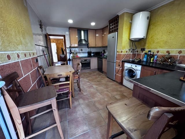 2 soverom Hus til salgs i El Chaparral, Torrevieja med svømmebasseng garasje - € 250 000 (Ref: 9509745)