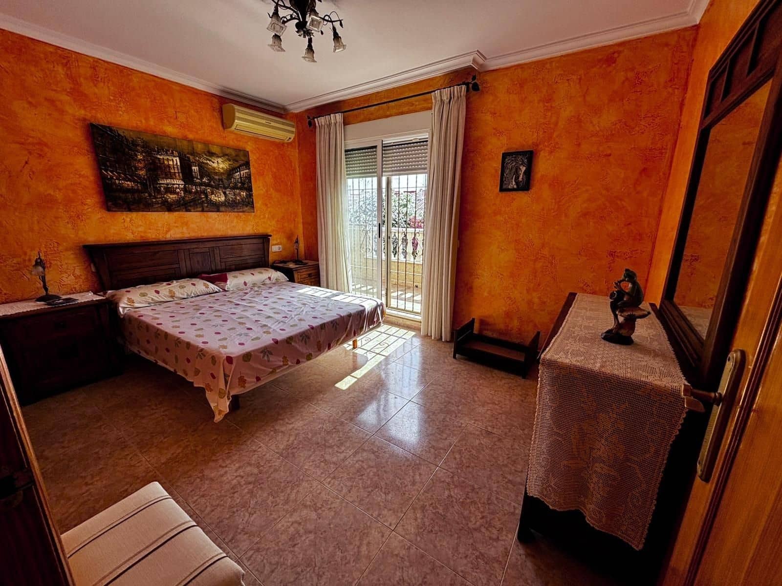 2 soverom Hus til salgs i Torrevieja med svømmebasseng garasje - € 250 000 (Ref: 9509745)