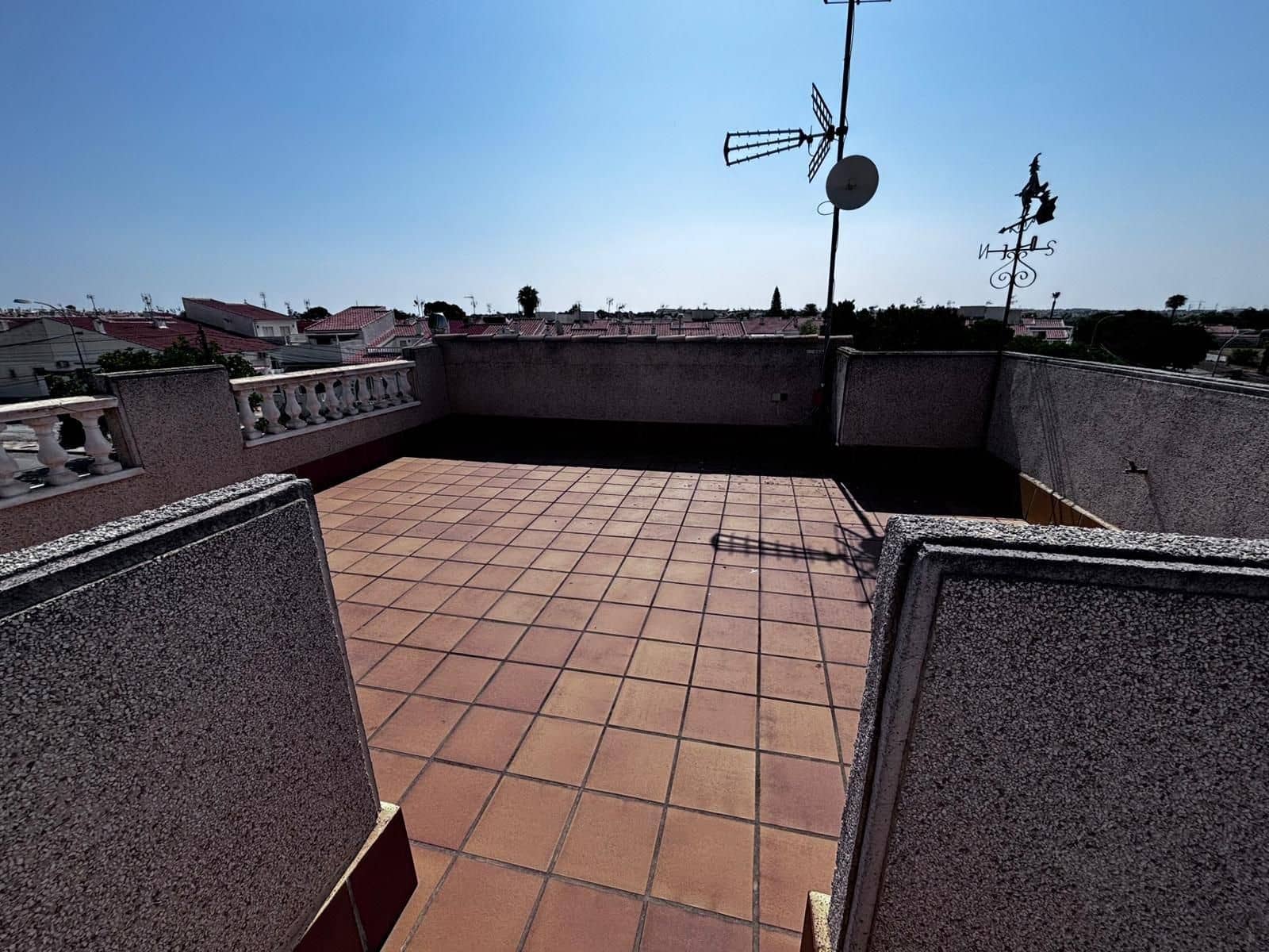 2 soverom Hus til salgs i Torrevieja med svømmebasseng garasje - € 250 000 (Ref: 9509745)