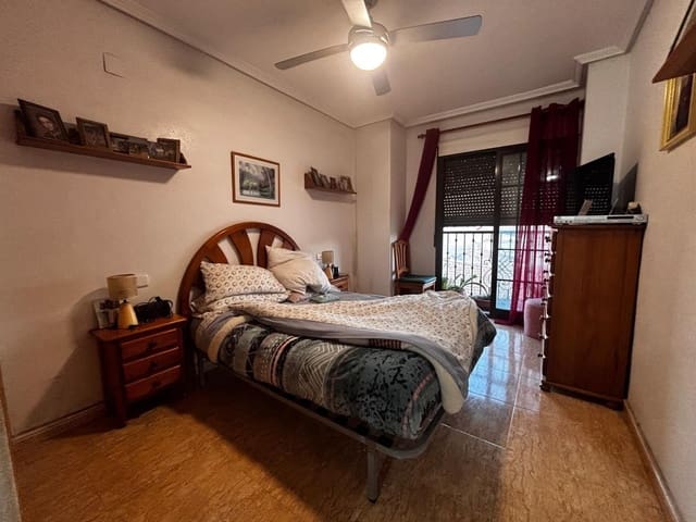 Piso de 3 habitaciones en San Pedro del Pinatar ciudad, San Pedro del Pinatar en venta - 145.000 € (Ref: 9509746)