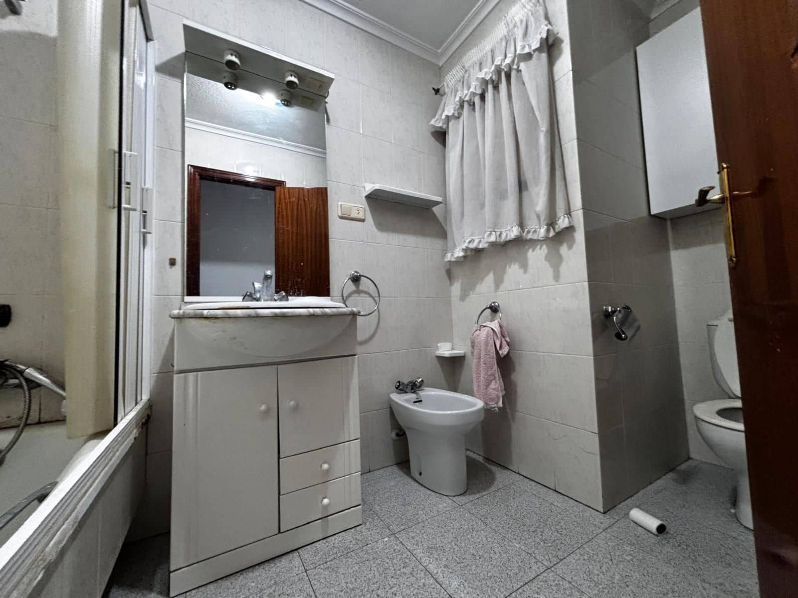 3 bedroom Flat for sale in San Miguel de Salinas - € 150,000 (Ref: 9509747)