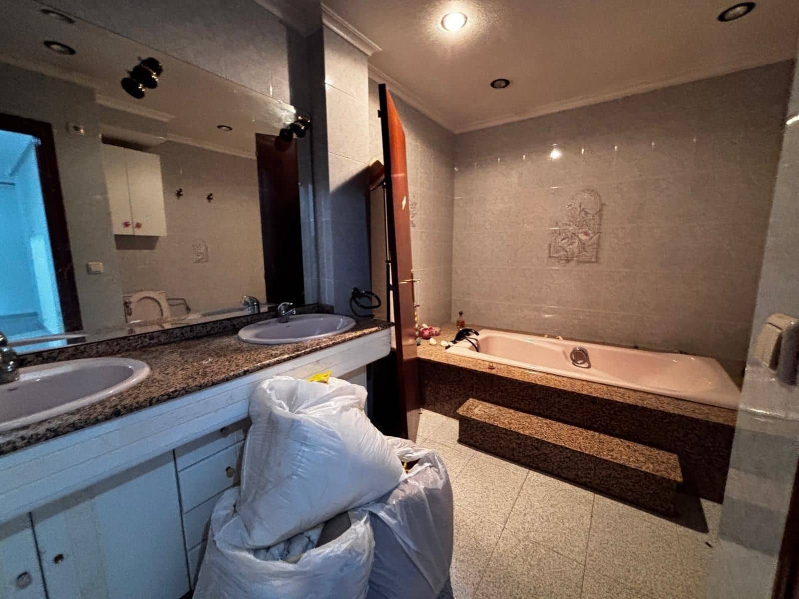 3 bedroom Flat for sale in San Miguel de Salinas - € 150,000 (Ref: 9509747)