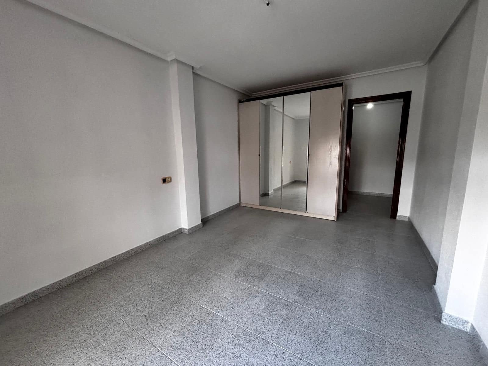 3 bedroom Flat for sale in San Miguel de Salinas - € 150,000 (Ref: 9509747)