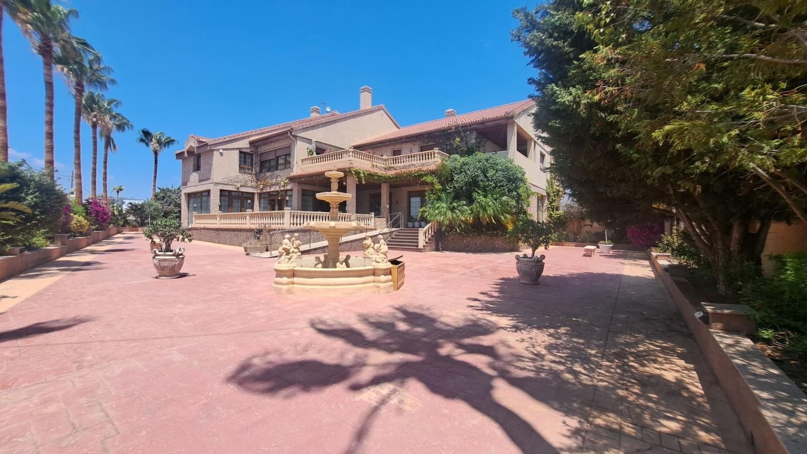 6 soveværelse Villa til salg i Orihuela med swimmingpool - € 1.040.000 (Ref: 9509748)