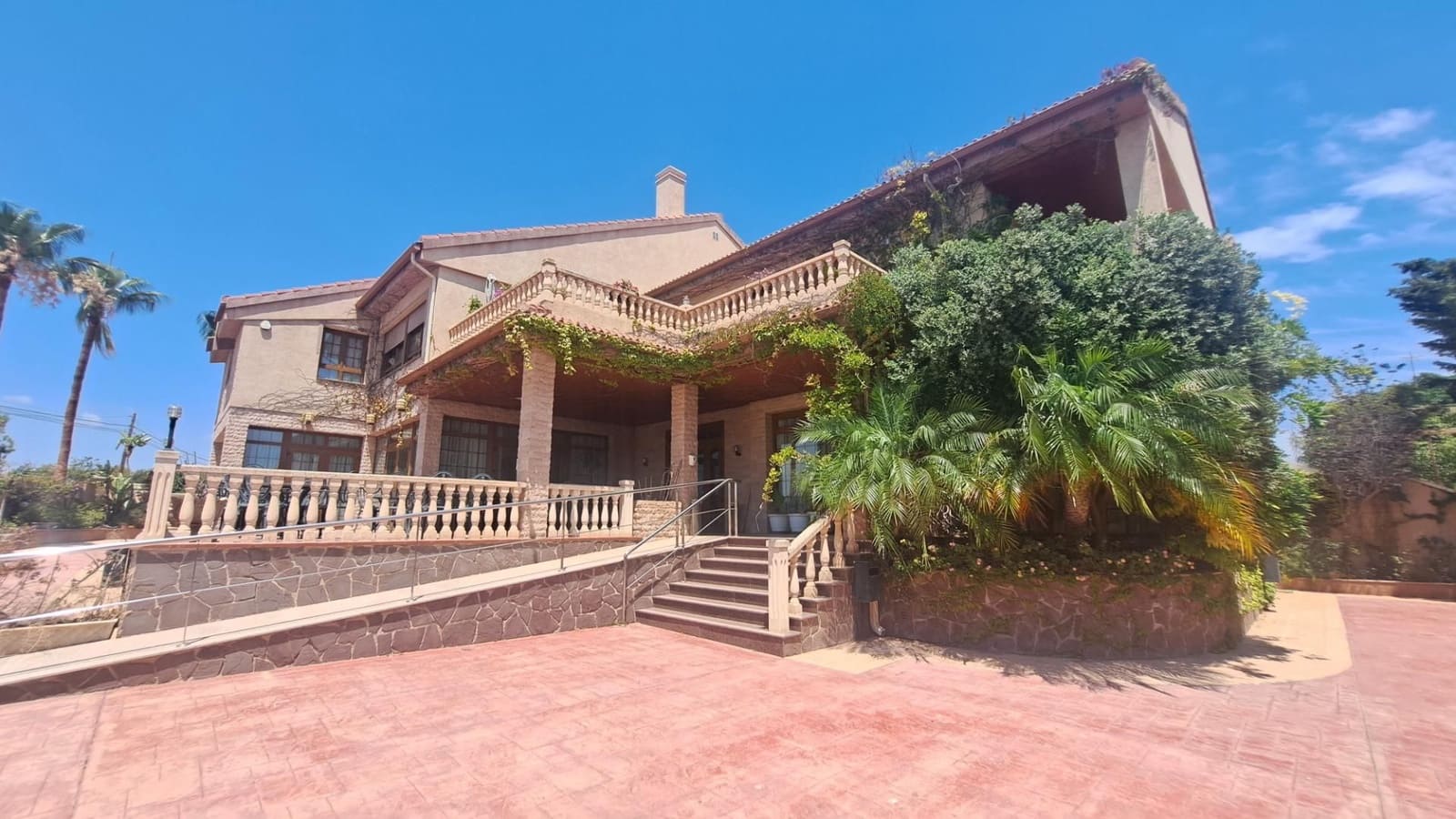 6 soveværelse Villa til salg i Orihuela med swimmingpool - € 1.040.000 (Ref: 9509748)