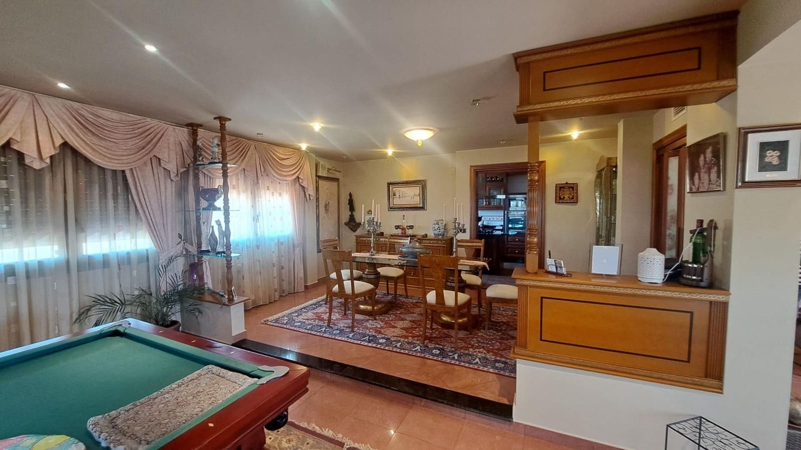 6 soveværelse Villa til salg i Orihuela med swimmingpool - € 1.040.000 (Ref: 9509748)