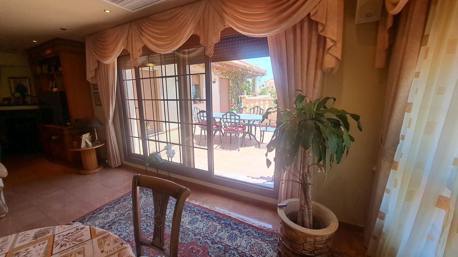 6 soveværelse Villa til salg i Orihuela med swimmingpool - € 1.040.000 (Ref: 9509748)