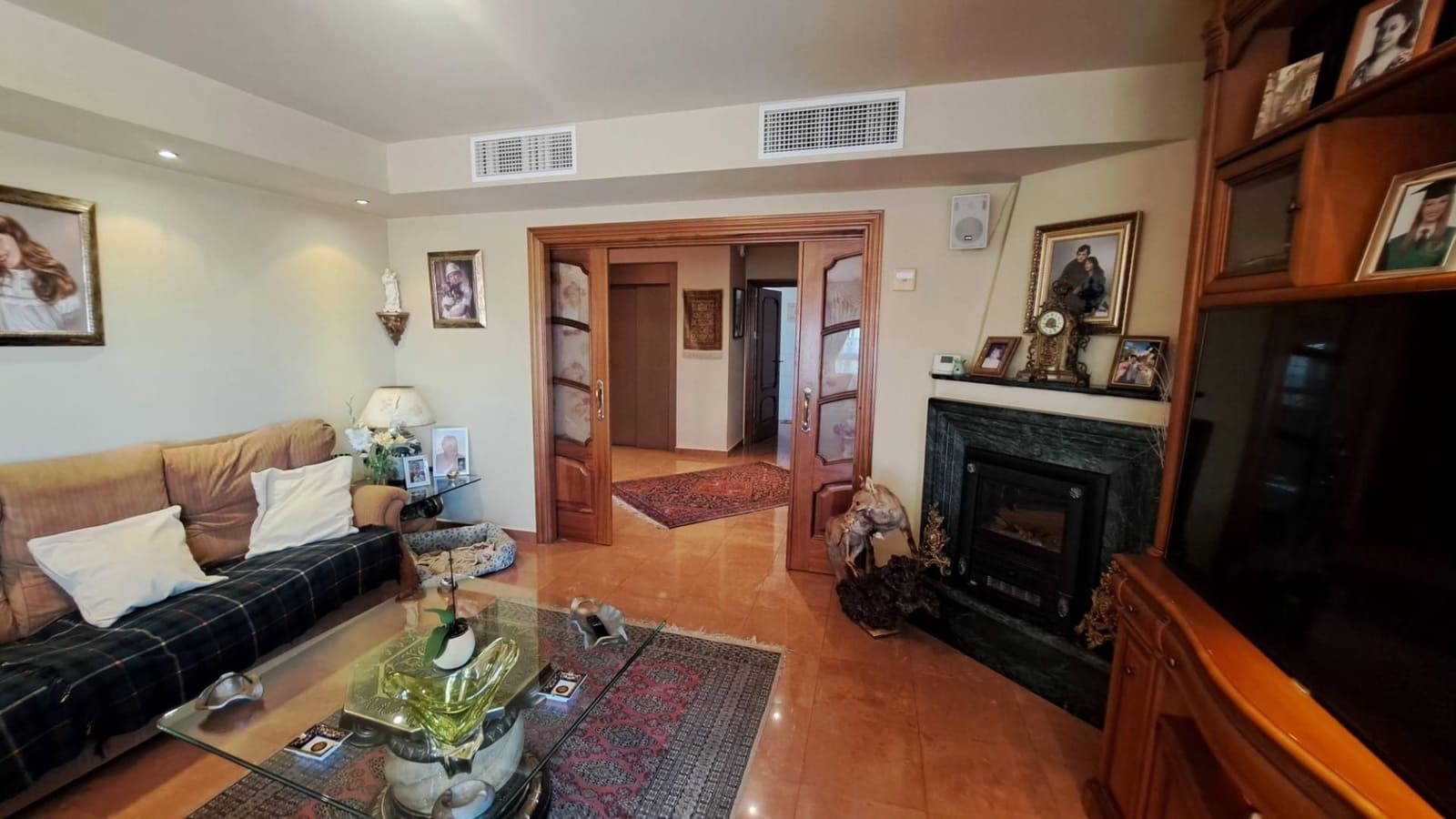 6 soveværelse Villa til salg i Orihuela med swimmingpool - € 1.040.000 (Ref: 9509748)