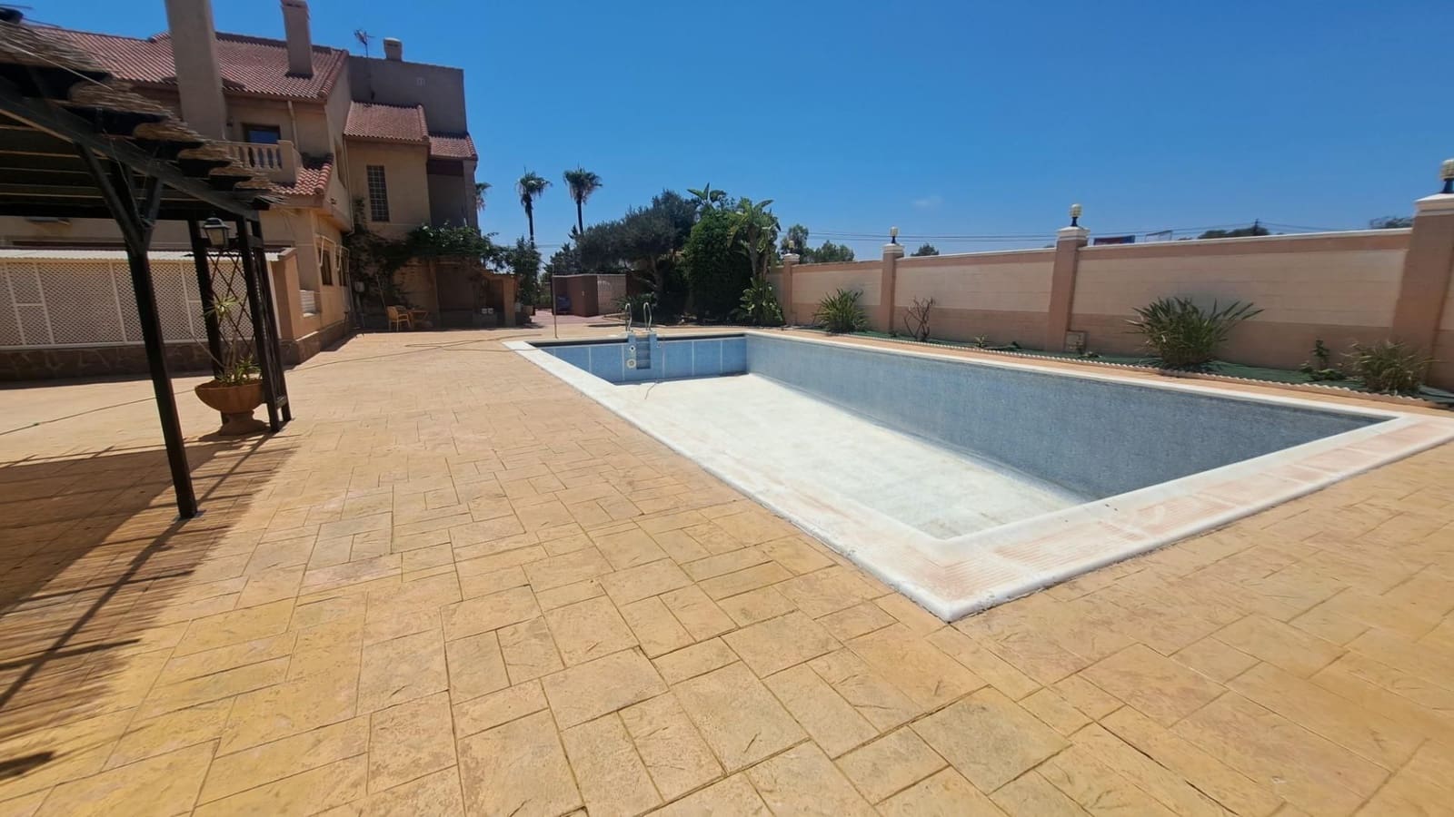 6 soveværelse Villa til salg i Orihuela med swimmingpool - € 1.040.000 (Ref: 9509748)