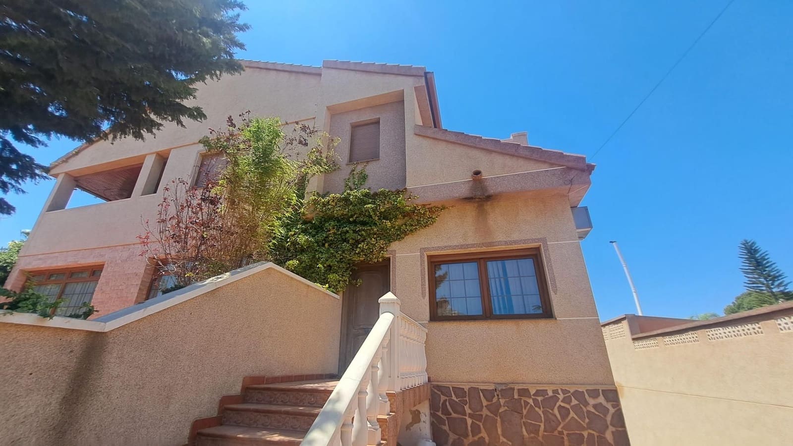 6 soveværelse Villa til salg i Orihuela med swimmingpool - € 1.040.000 (Ref: 9509748)