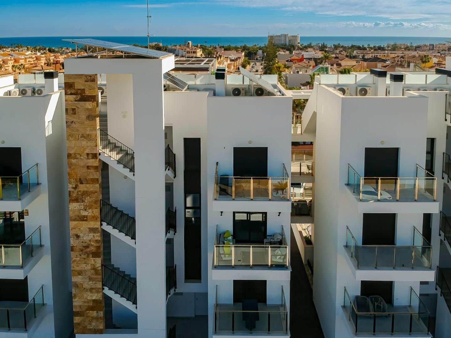 2 bedroom Apartment for sale in Orihuela with pool - € 375,000 (Ref: 9509754)