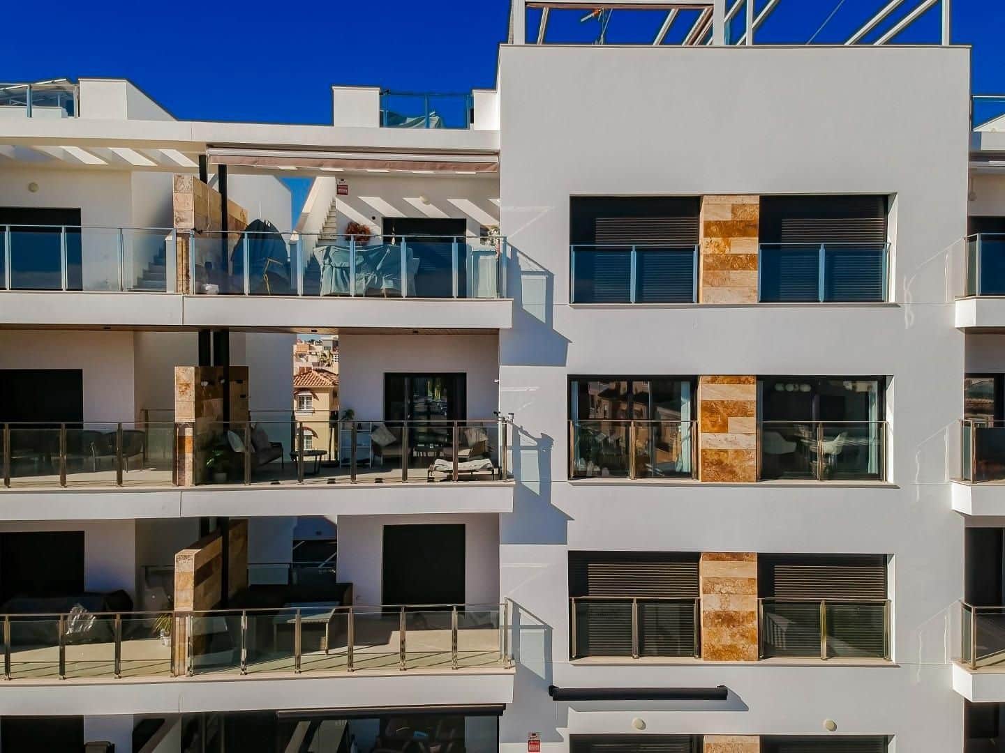 2 bedroom Apartment for sale in Orihuela with pool - € 375,000 (Ref: 9509754)