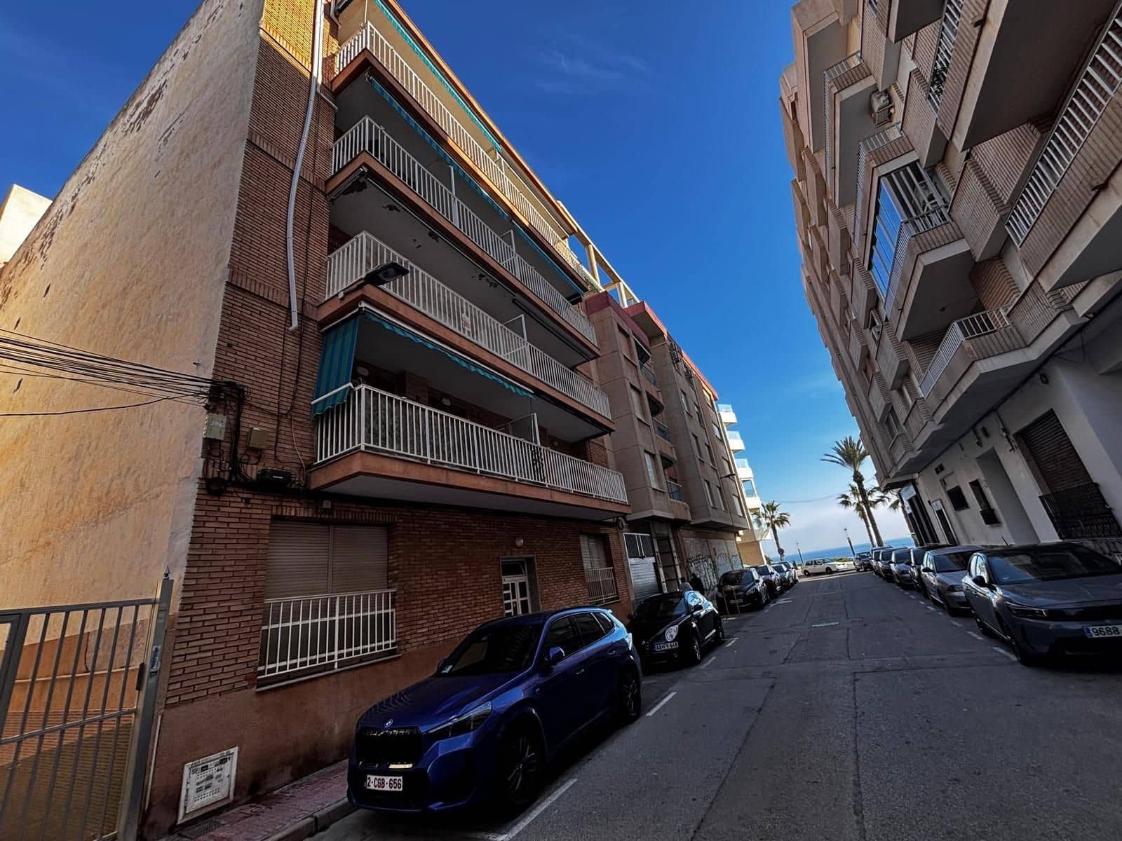 3 soverom Strandleiligheter til salgs i Torrevieja med garasje - € 232 950 (Ref: 9509761)