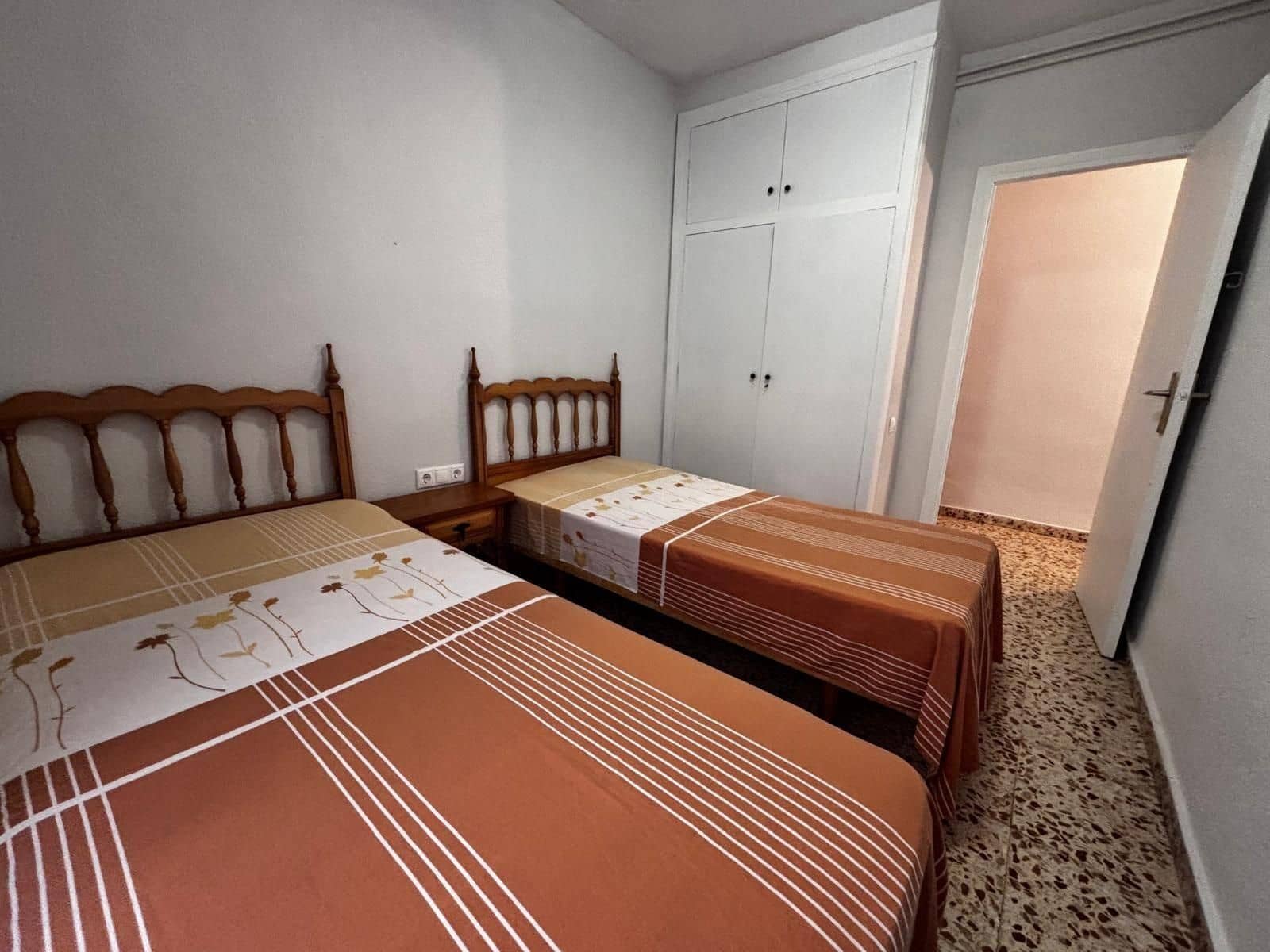 3 soverom Strandleiligheter til salgs i Torrevieja med garasje - € 232 950 (Ref: 9509761)