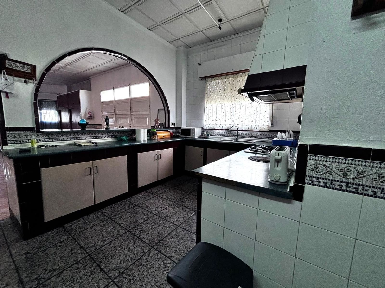 4 bedroom Villa for sale in San Miguel de Salinas with garage - € 275,000 (Ref: 9509763)