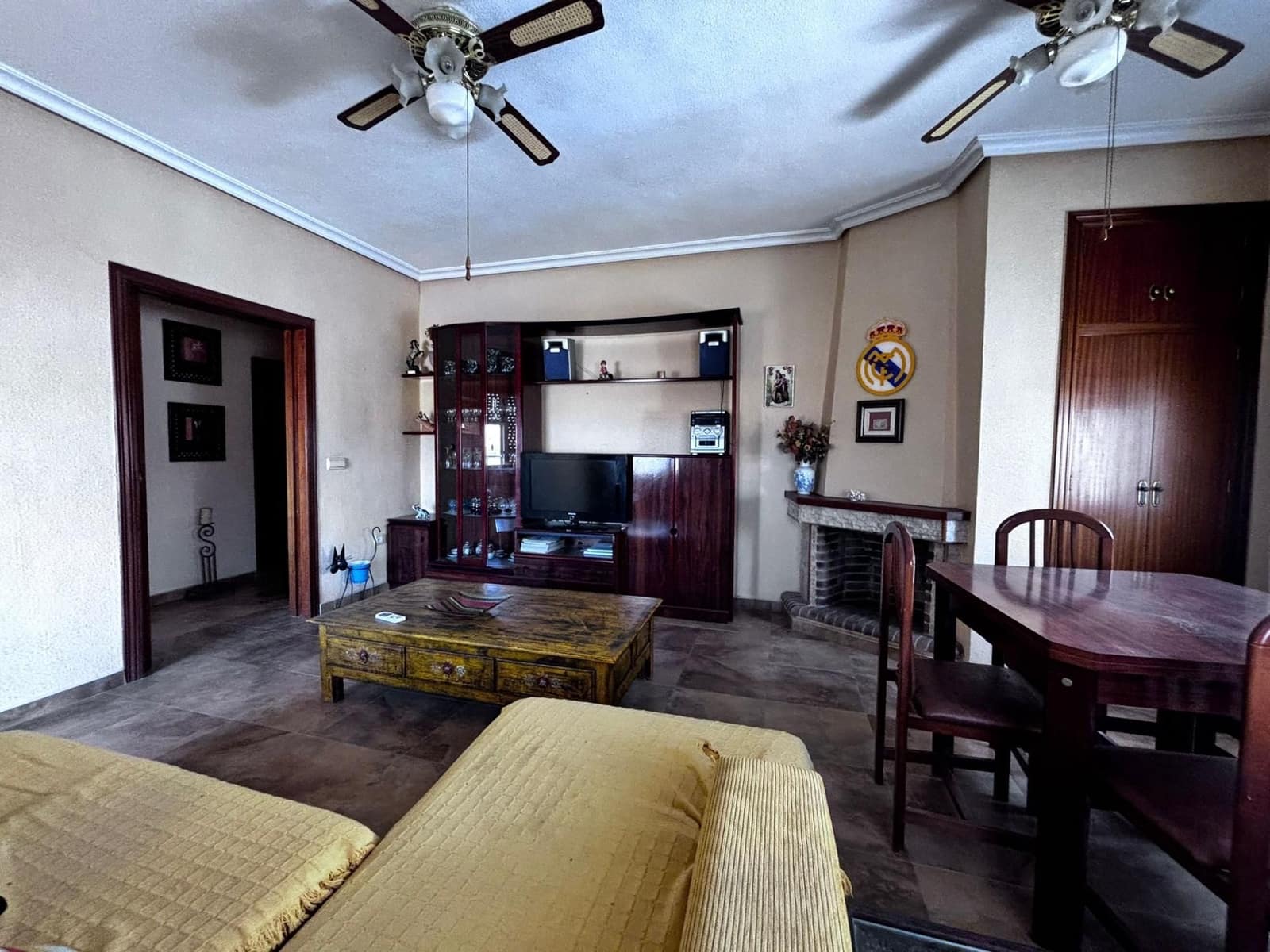 4 bedroom Villa for sale in San Miguel de Salinas with garage - € 275,000 (Ref: 9509763)