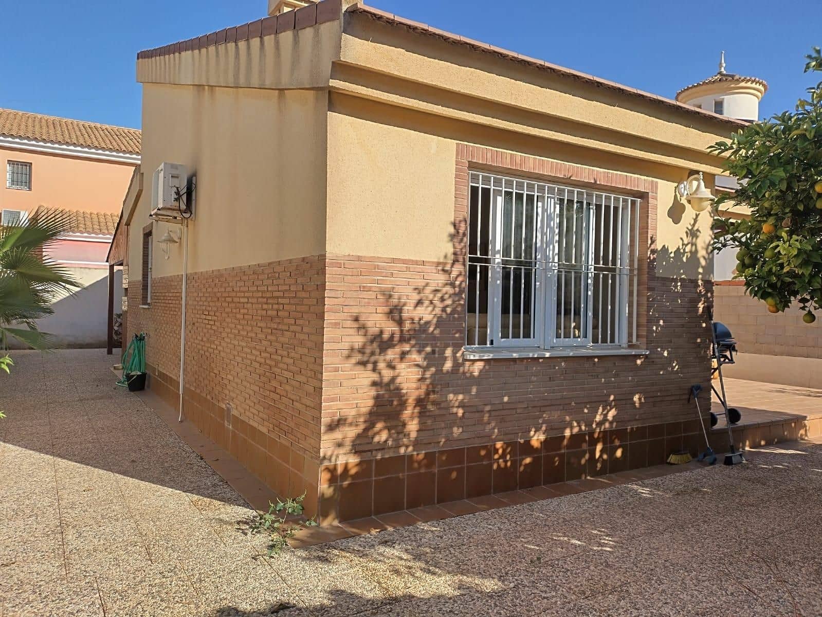 Chalet de 3 habitaciones en Santiago de la Ribera en venta con garaje - 320.000 € (Ref: 9509767)