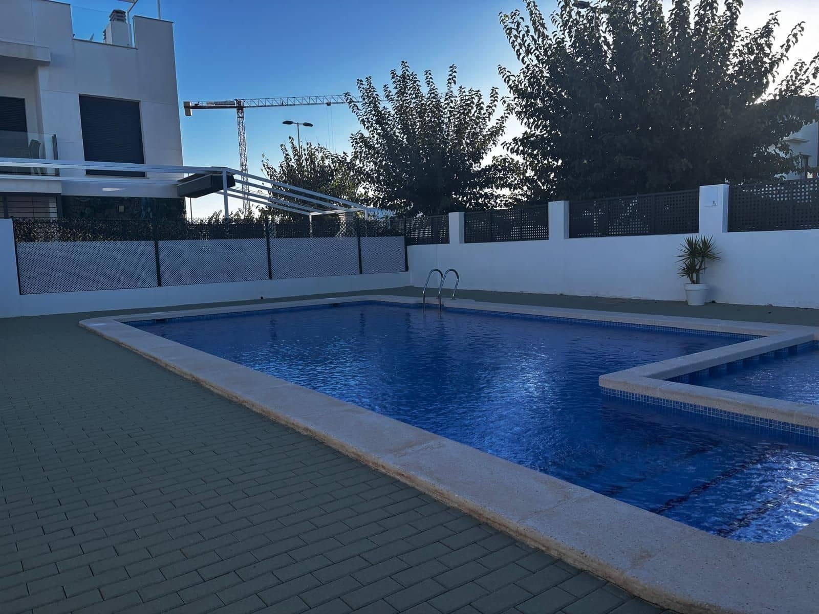 2 makuuhuone Bungalow myytävänä paikassa Pilar de la Horadada mukana uima-altaan - 285 000 € (Ref: 9592069)