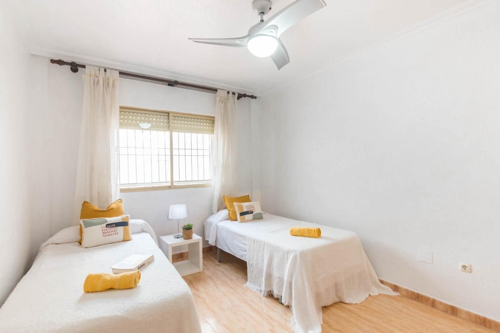 3 sovrum Strandlägenhet till salu i San Pedro del Pinatar med garage - 150 000 € (Ref: 9592197)