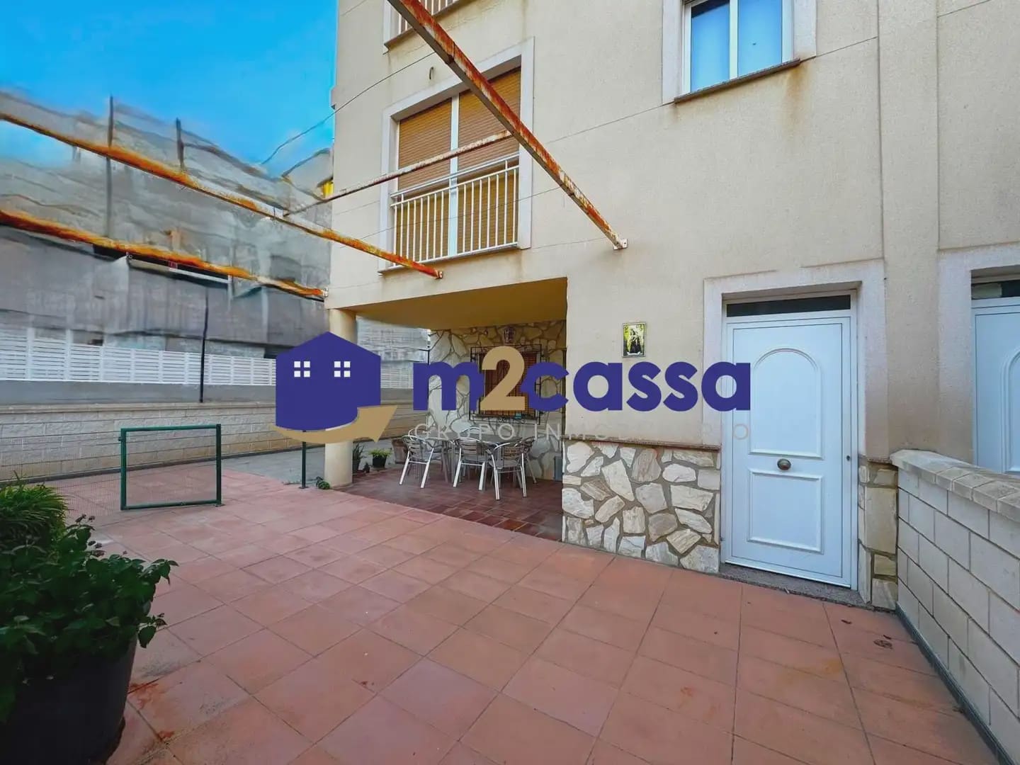 6 bedroom Flat for sale in Calabardina - € 300,000 (Ref: 10116281)