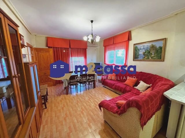 6 bedroom Flat for sale in Calabardina, Aguilas - € 300,000 (Ref: 10116281)