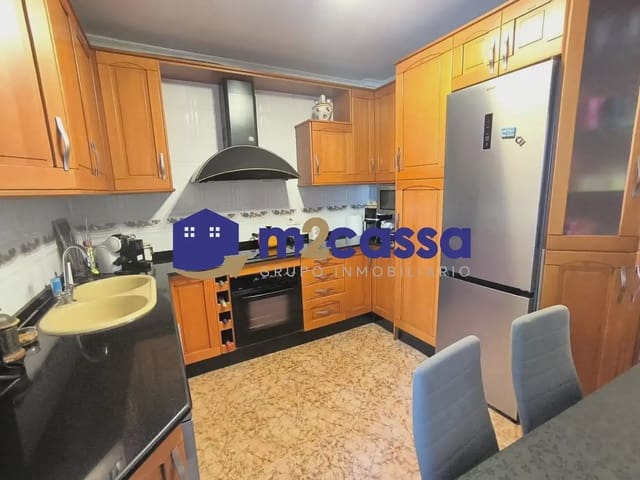 3 Zimmer Wohnung zu verkaufen in Lorca mit Garage - 139.900 € (Ref: 10116284)