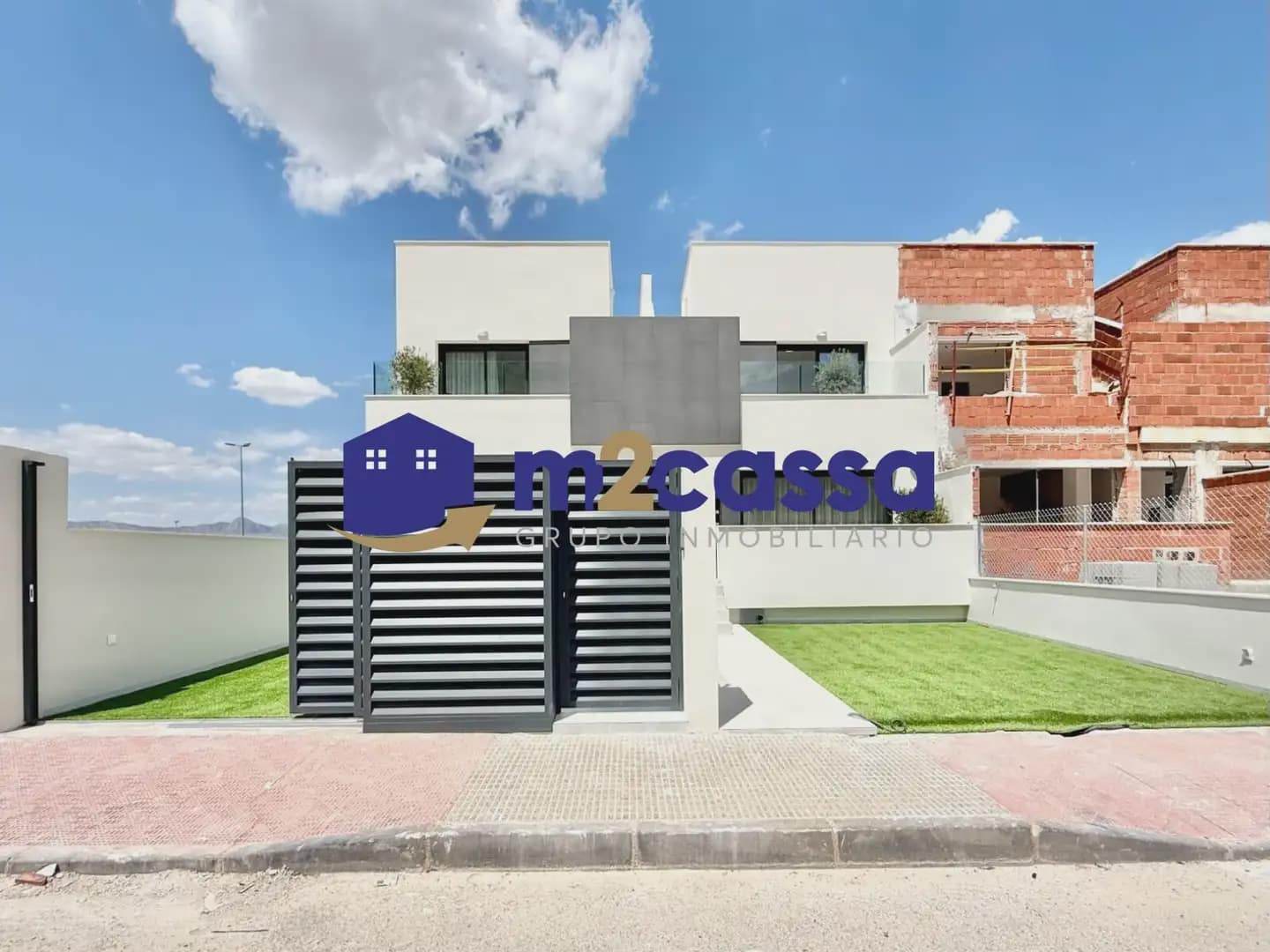 3 bedroom Terraced Villa for sale in Cox with pool garage - € 219,000 (Ref: 10116307)