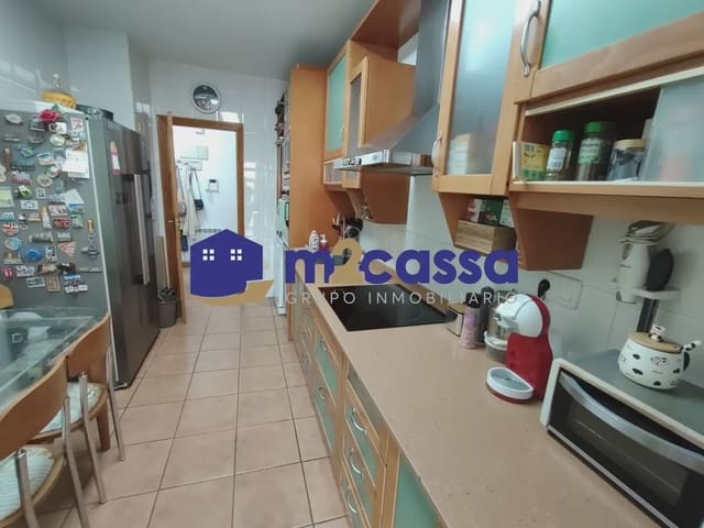 3 Zimmer Wohnung zu verkaufen in Lorca mit Garage - 135.000 € (Ref: 10116320)