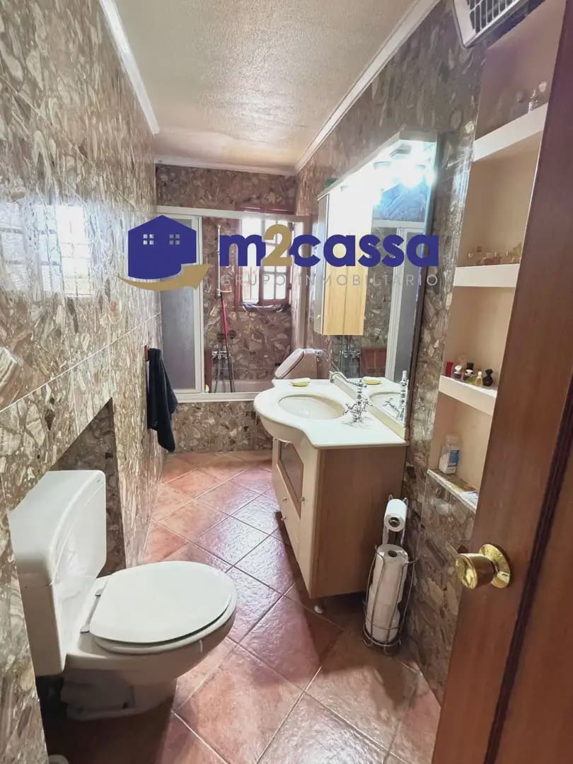 5 sovrum Villa till salu i Purias med pool garage - 392 000 € (Ref: 10116326)