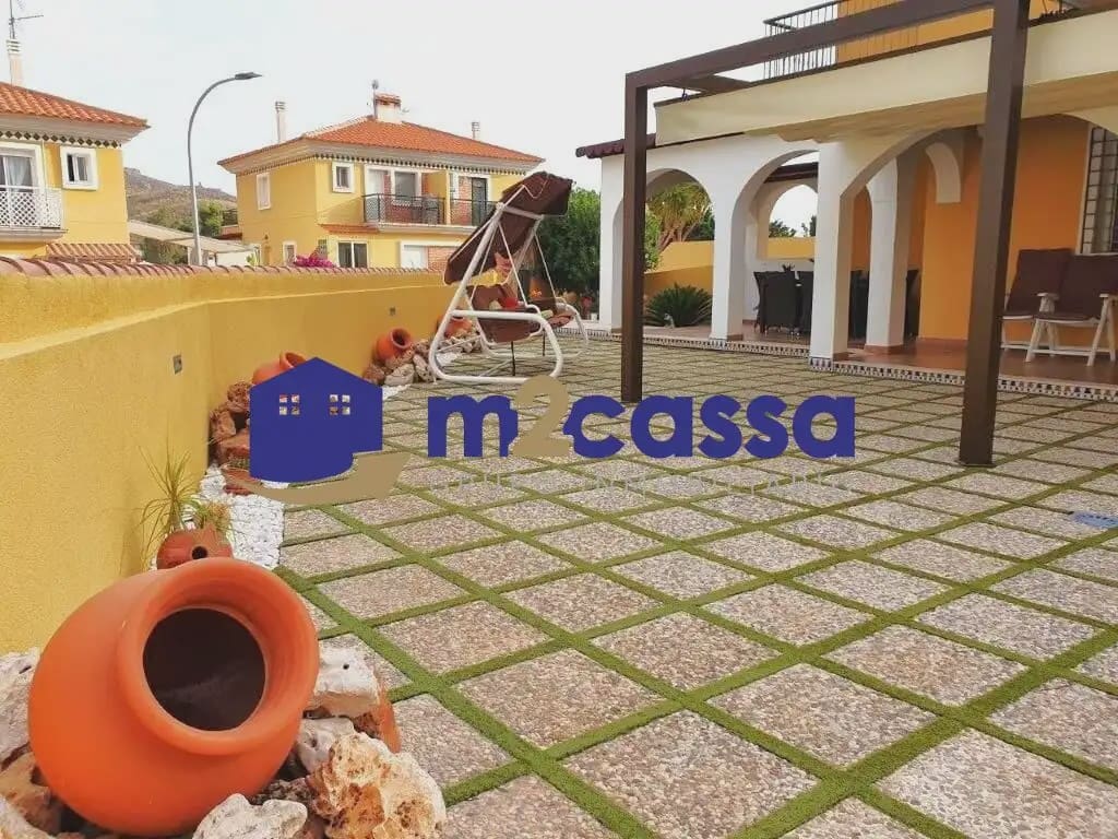 4 bedroom Villa for sale in Calabardina with pool garage - € 500,000 (Ref: 10116327)