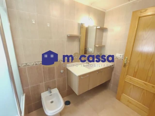 Wohnung zu verkaufen in Lorca mit Garage - 95.000 € (Ref: 10116330)