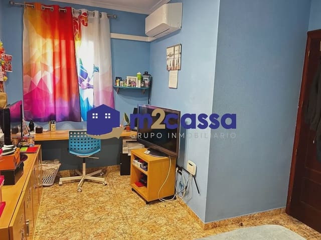 4 Zimmer Wohnung zu verkaufen in Lorca mit Garage - 200.000 € (Ref: 10116332)