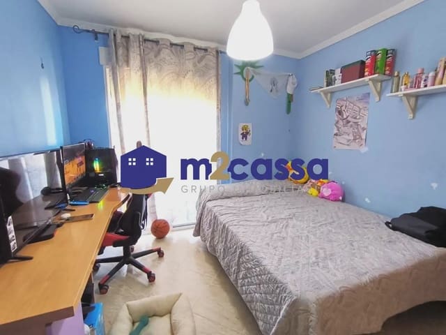 3 Zimmer Wohnung zu verkaufen in Lorca mit Garage - 144.000 € (Ref: 10116336)