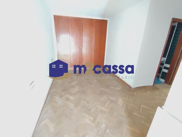 4 makuuhuone Asunto myytävänä paikassa Lorca mukana 
autotalli - 220 000 € (Ref: 10116345)