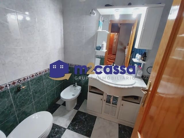 4 Zimmer Wohnung zu verkaufen in Lorca mit Garage - 135.000 € (Ref: 10116355)